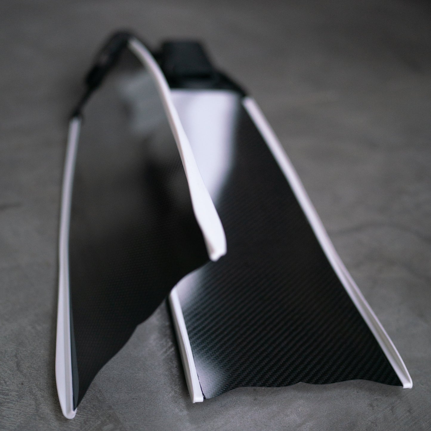 100% Carbon Fiber Fins